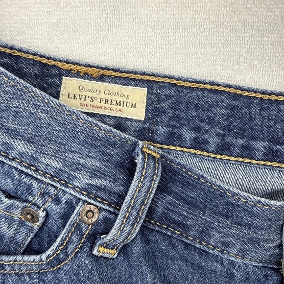 Levi's Premium 80s Mom Shorts Women's Size 32 | Dark Wash High Rise Denim | Y2K - Picture 3 of 10